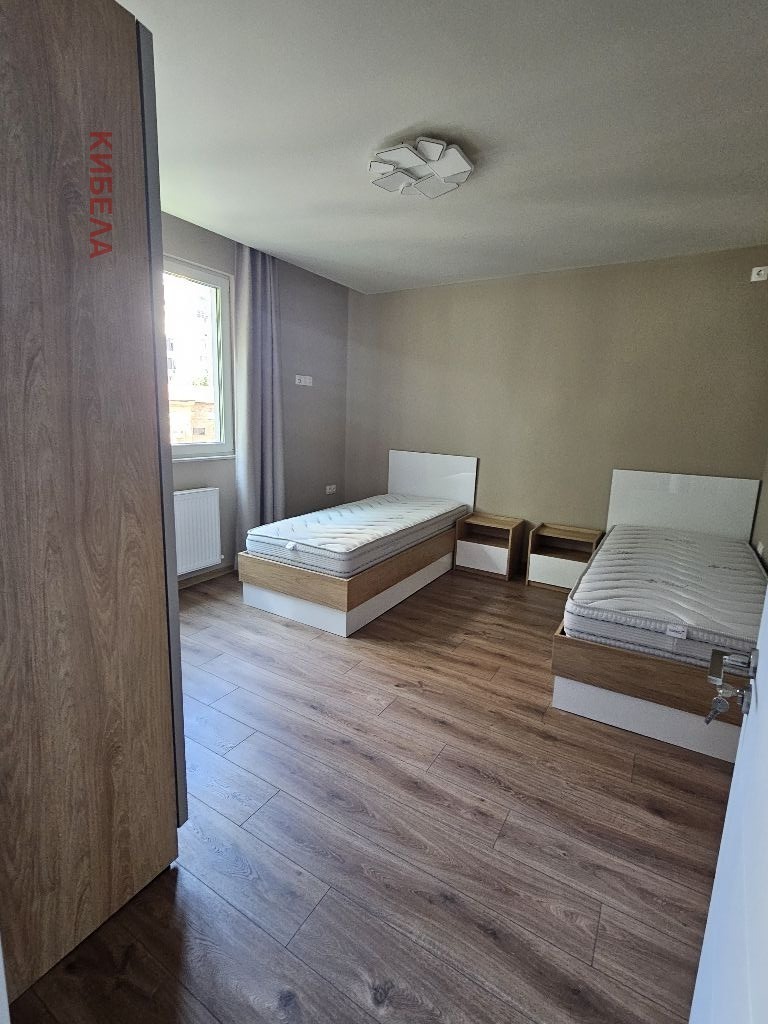 Дава под наем  3-стаен град Плевен , Идеален център , 110 кв.м | 31652735 - изображение [10]