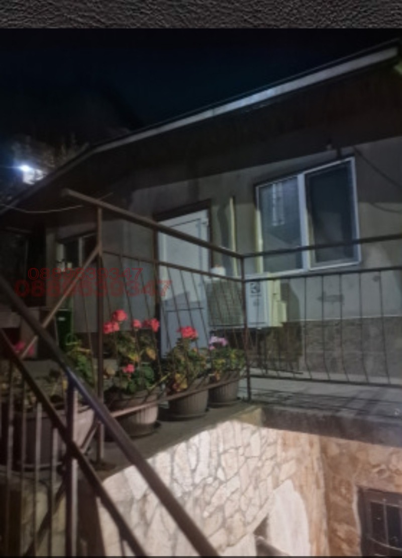 Дава под наем ЕТАЖ ОТ КЪЩА, гр. София, Горубляне