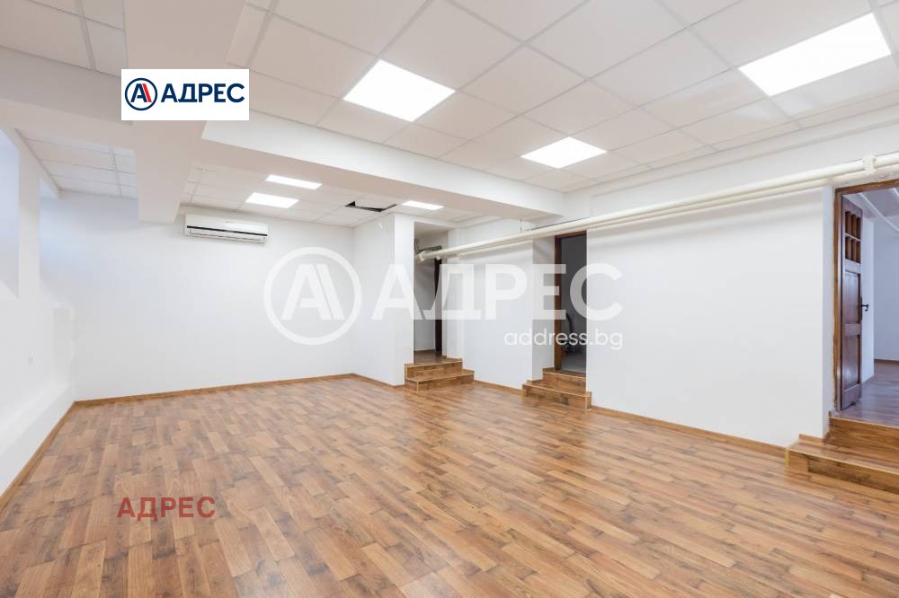 Дава под наем КЪЩА, гр. Варна, Център, снимка 8 - Къщи - 55345998