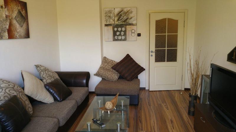 A louer  1 chambre Plovdiv , Tsentar , 65 m² | 68405897 - image [2]