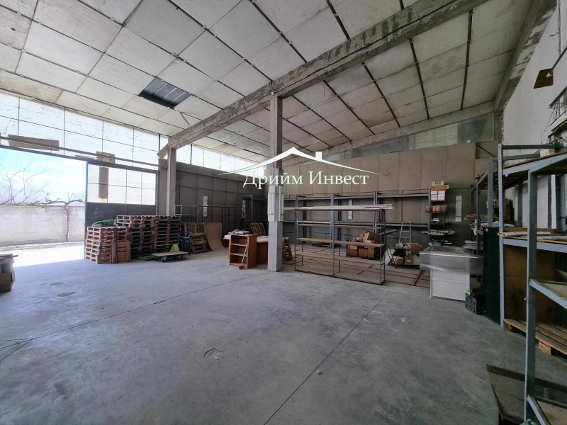 Da affittare  Magazzinaggio Plovdiv , Industrialna zona - Sever , 250 mq | 15371064 - Immagine [2]