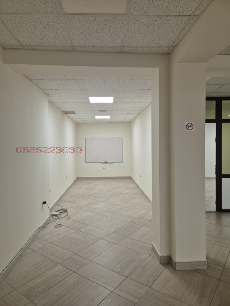 Дава под наем ОФИС, гр. Петрич, област Благоевград, снимка 9 - Офиси - 52790705