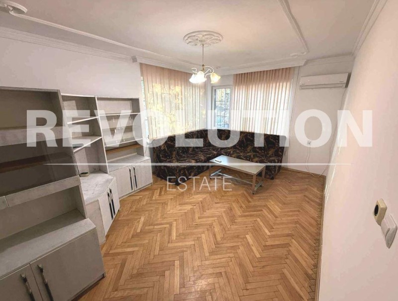 Kiadó  Ház emelete Varna , Trosevo , 80 négyzetméter | 39331733