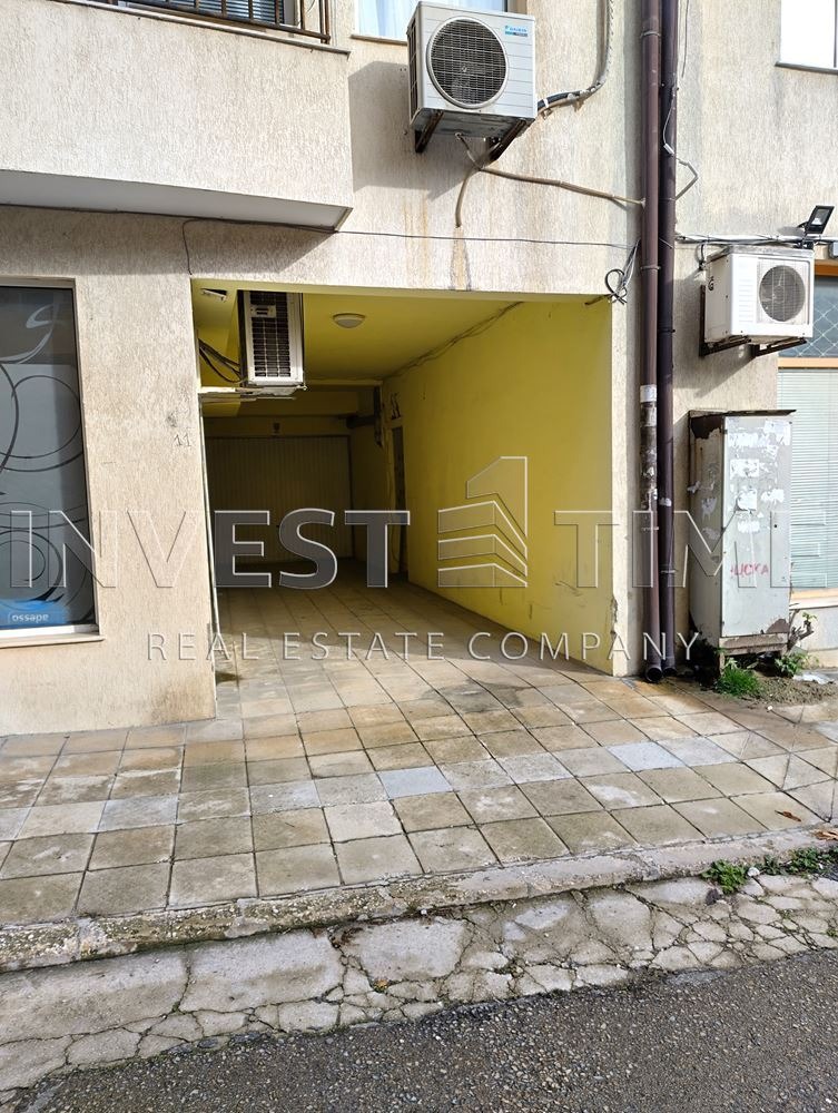 Под наем ГАРАЖ, ПАРКОМЯСТО, град Варна, Гръцка махала • 250 лв. / 127.82 € • 80716069 1