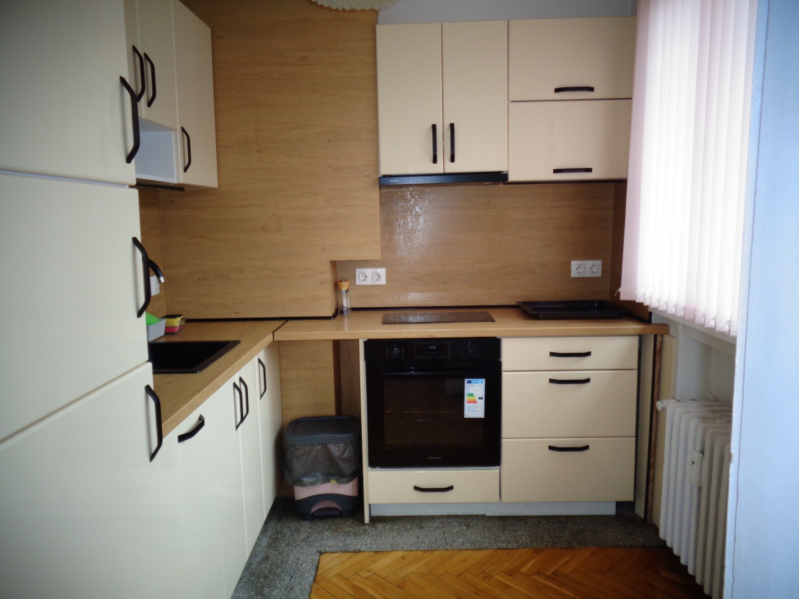 Дава под наем 3-СТАЕН, гр. София, Изгрев, снимка 11 - Апартаменти - 53992645