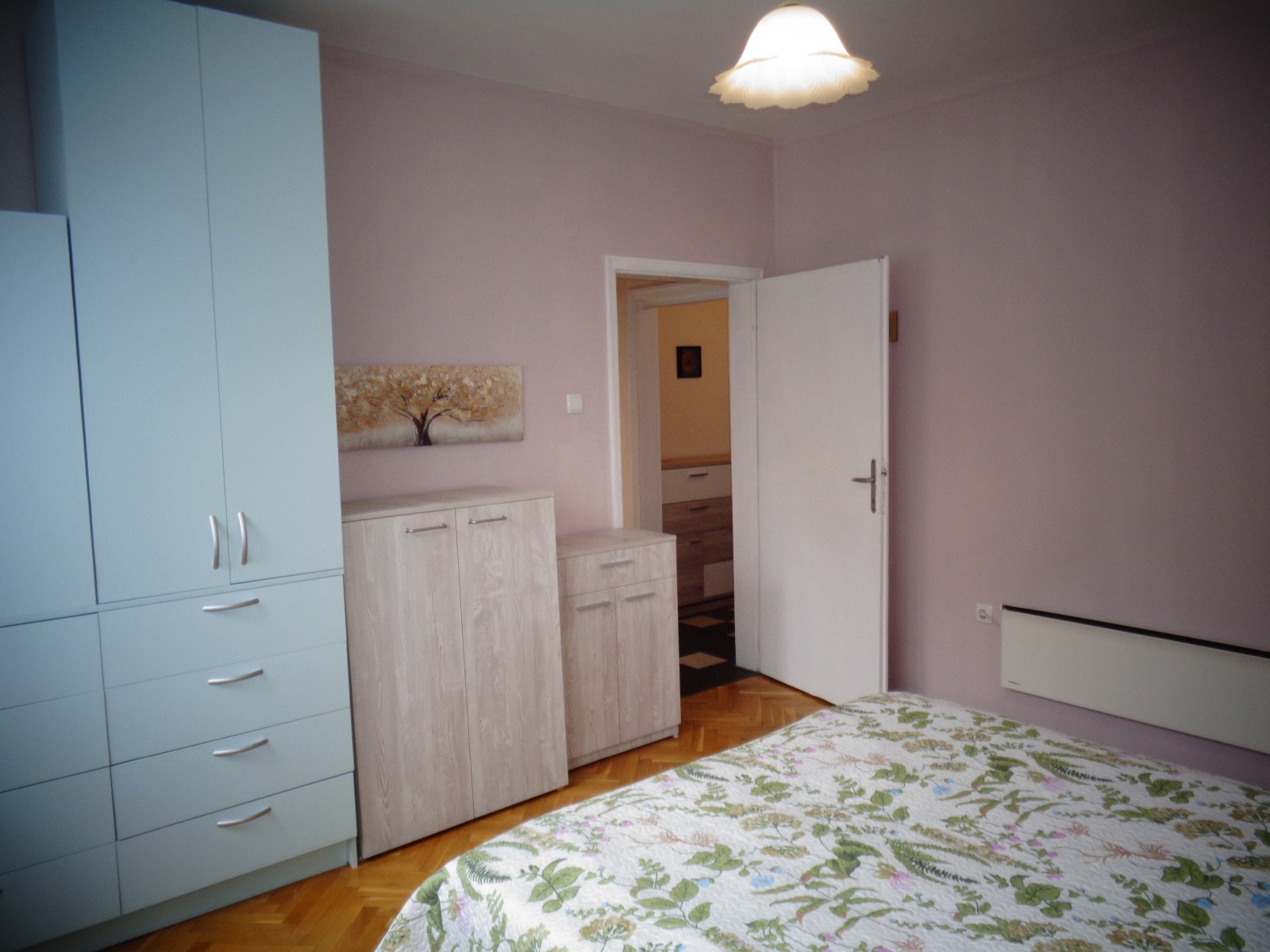 Дава под наем 3-СТАЕН, гр. София, Изгрев, снимка 9 - Апартаменти - 53992645