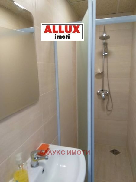 För uthyrning  1 sovrum Ruse , Centar , 50 kvm | 14601907 - bild [3]