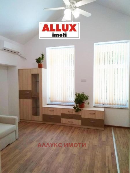 För uthyrning  1 sovrum Ruse , Centar , 50 kvm | 14601907 - bild [8]