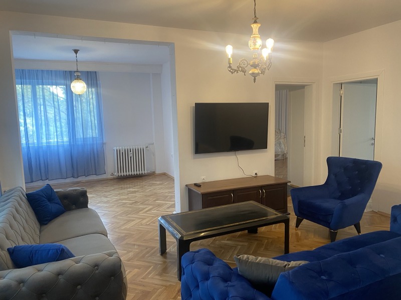 Te huur  3+ slaapkamer Sofia , Strelbishte , 150 m² | 85265023