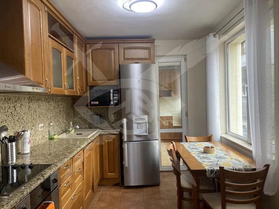 Дава под наем 3-СТАЕН, гр. Варна, Център, снимка 2 - Апартаменти - 45405945