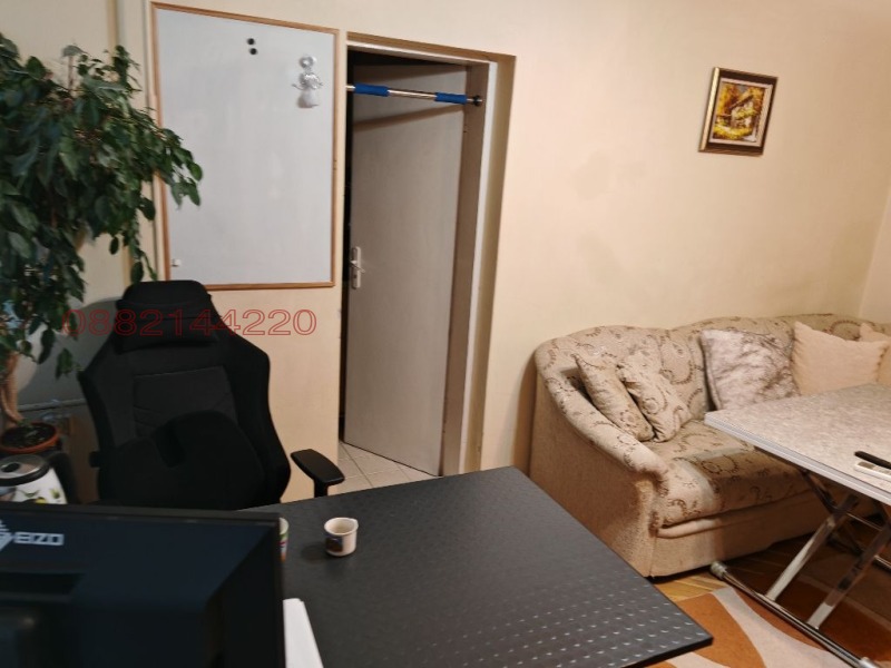 För uthyrning  2 sovrum Pleven , Idealen centar , 90 kvm | 54940075 - bild [9]