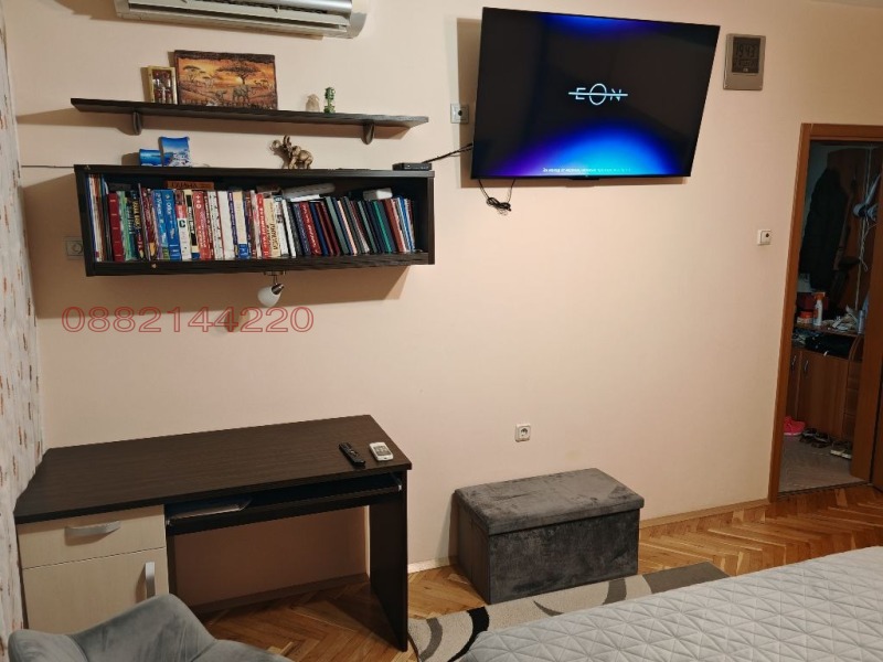 För uthyrning  2 sovrum Pleven , Idealen centar , 90 kvm | 54940075 - bild [3]