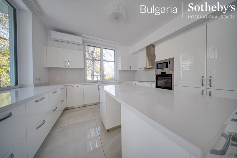 Дава под наем КЪЩА, гр. София, Малинова долина, снимка 8 - Къщи - 52391527