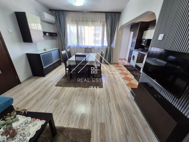 Kiadó  2 hálószobás Stara Zagora , Centar , 90 négyzetméter | 70865117 - kép [7]