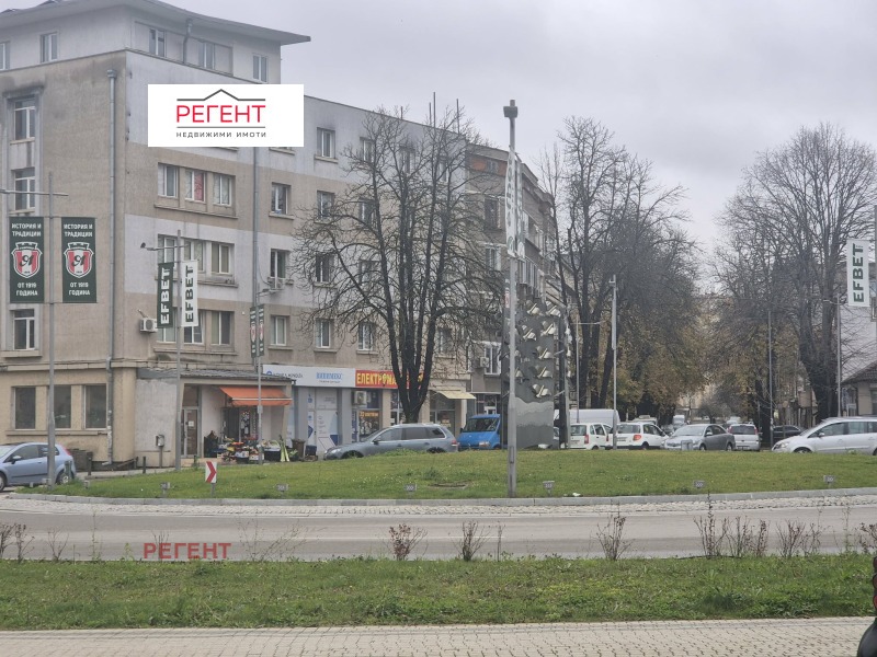 Дава под наем МАГАЗИН, гр. Габрово, Център