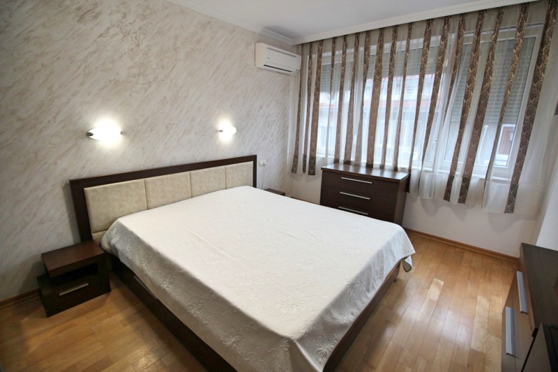 Do wynajęcia  1 sypialnia Burgas , Centar , 69 mkw | 23137762 - obraz [11]