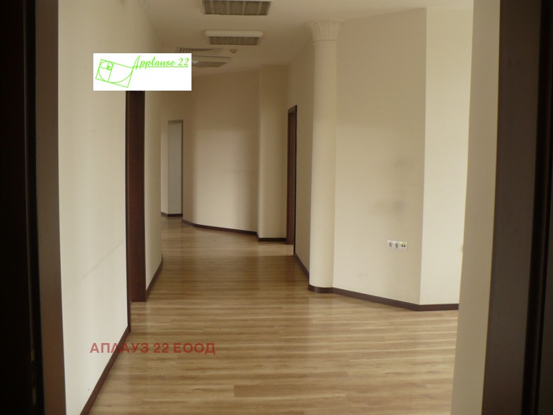 Дава под наем ОФИС, гр. Варна, Център, снимка 8 - Офиси - 54205537