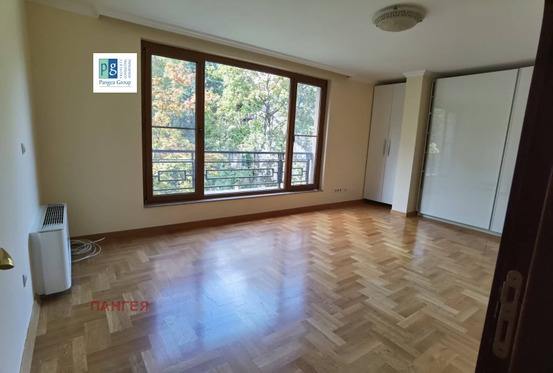 De inchiriat  2 dormitoare Sofia , Iztoc , 212 mp | 82890639 - imagine [8]