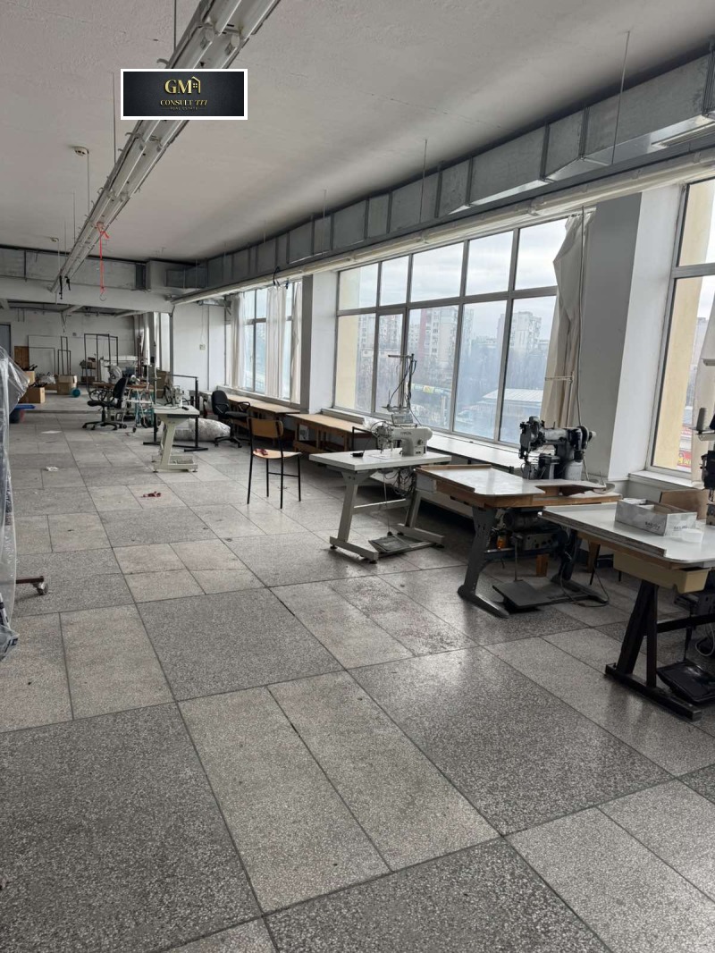 Дава под наем ПРОМ. ПОМЕЩЕНИЕ, гр. Плевен, Широк център, снимка 4 - Производствени сгради - 53285020