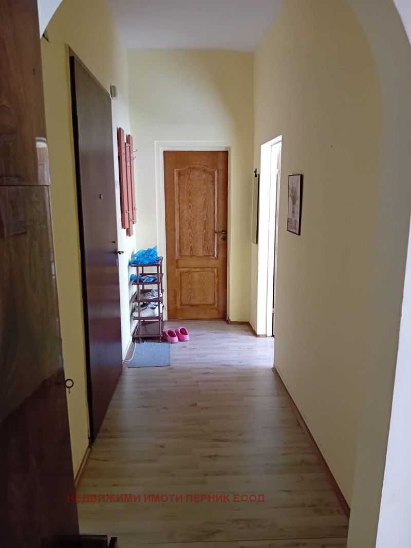 K pronájmu  1 ložnice Pernik , Centar , 70 m2 | 10618967 - obraz [3]