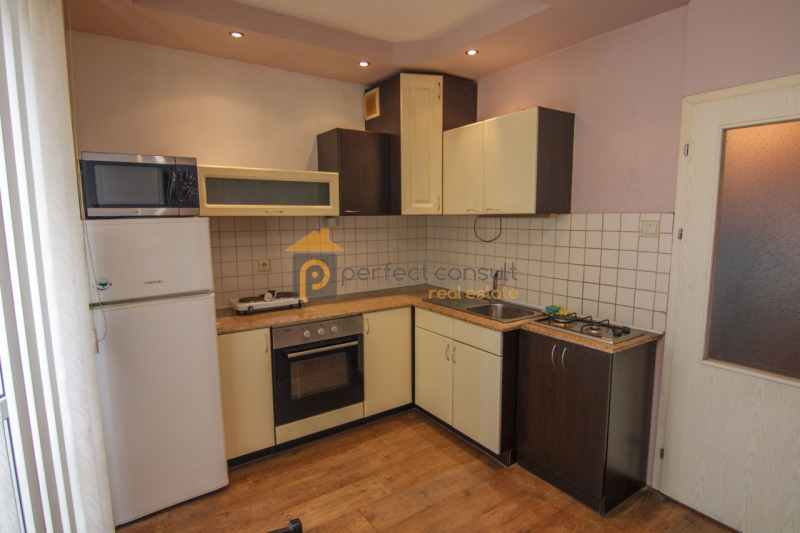Para alugar  1 quarto Plovdiv , Hristo Smirnenski , 60 m² | 12078813 - imagem [3]