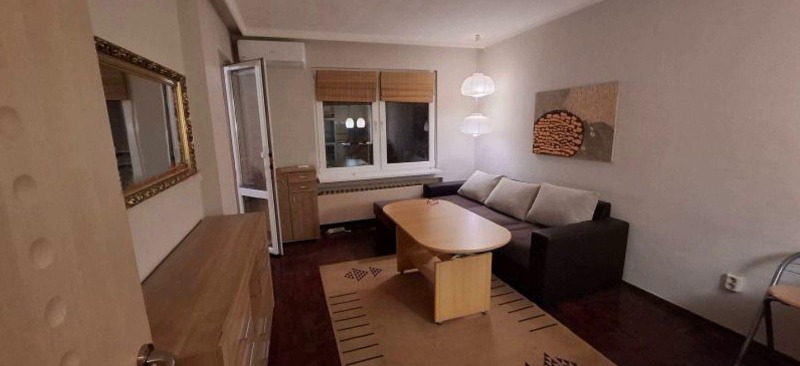 Дава под наем 2-СТАЕН, гр. София, Лозенец