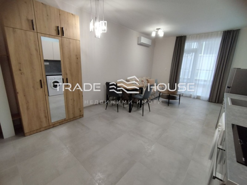 For Rent  Studio Plovdiv , Kamenitsa 2 , 50 sq.m | 75206431 - image [2]