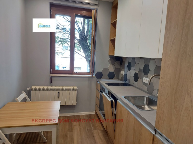 För uthyrning  Studio Sofia , Centar , 30 kvm | 37901152 - bild [3]