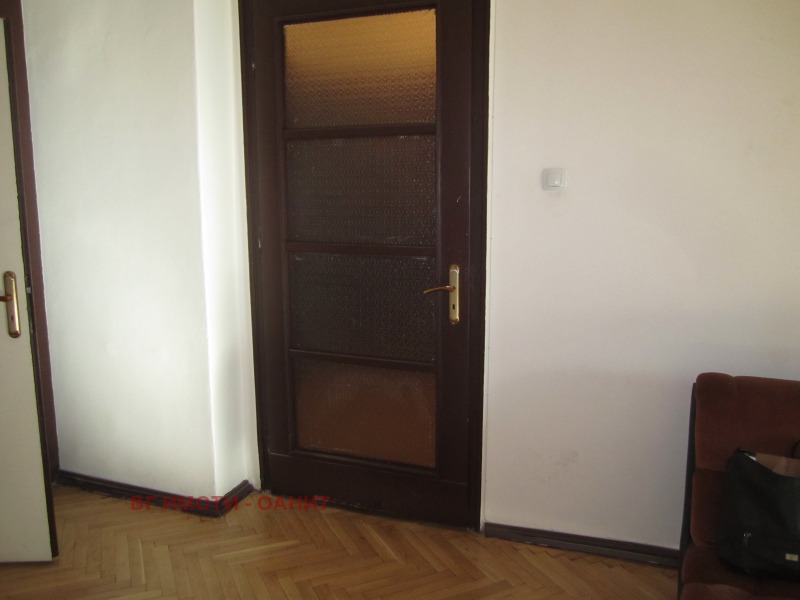 Дава под наем 3-СТАЕН, гр. София, Център, снимка 8 - Апартаменти - 52738450