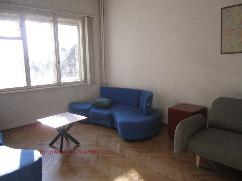 Дава под наем 3-СТАЕН, гр. София, Център