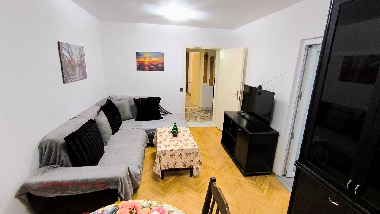 Дава под наем 3-СТАЕН, гр. Русе, Център, снимка 4 - Апартаменти - 54228785