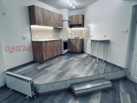 3+ camere da letto Hladilnika, Sofia 4