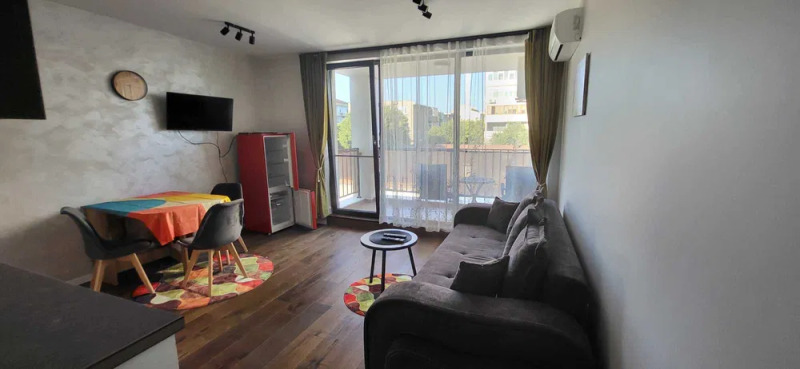 Til leje  Studie Varna , Tsentralna poshta , 45 kvm | 37201784