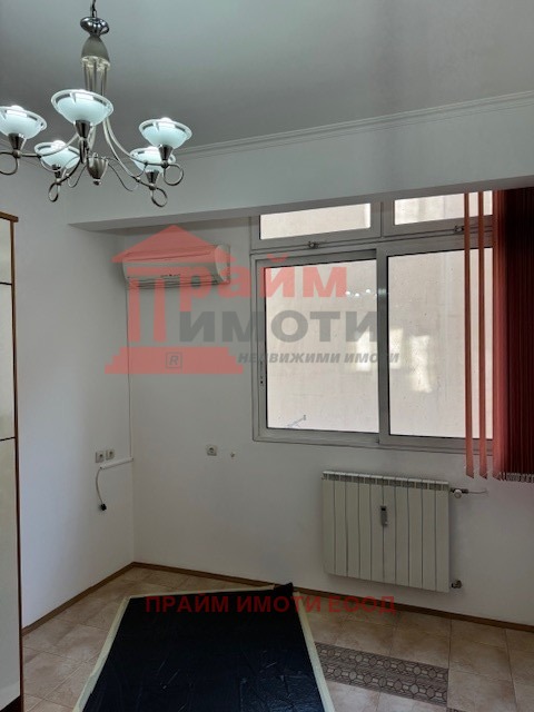 Дава под наем 2-СТАЕН, гр. София, Център, снимка 4 - Апартаменти - 53145032