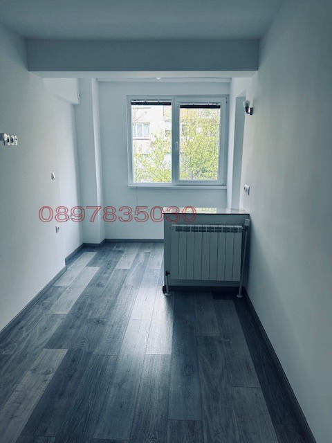 Zu vermieten  3+ Schlafzimmer Sofia , Hladilnika , 150 qm | 29348834 - Bild [10]