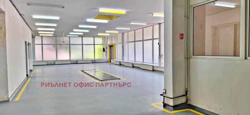 В оренду  Промислова будівля София , Хаджи Димитър , 500 кв.м | 30001962 - зображення [12]