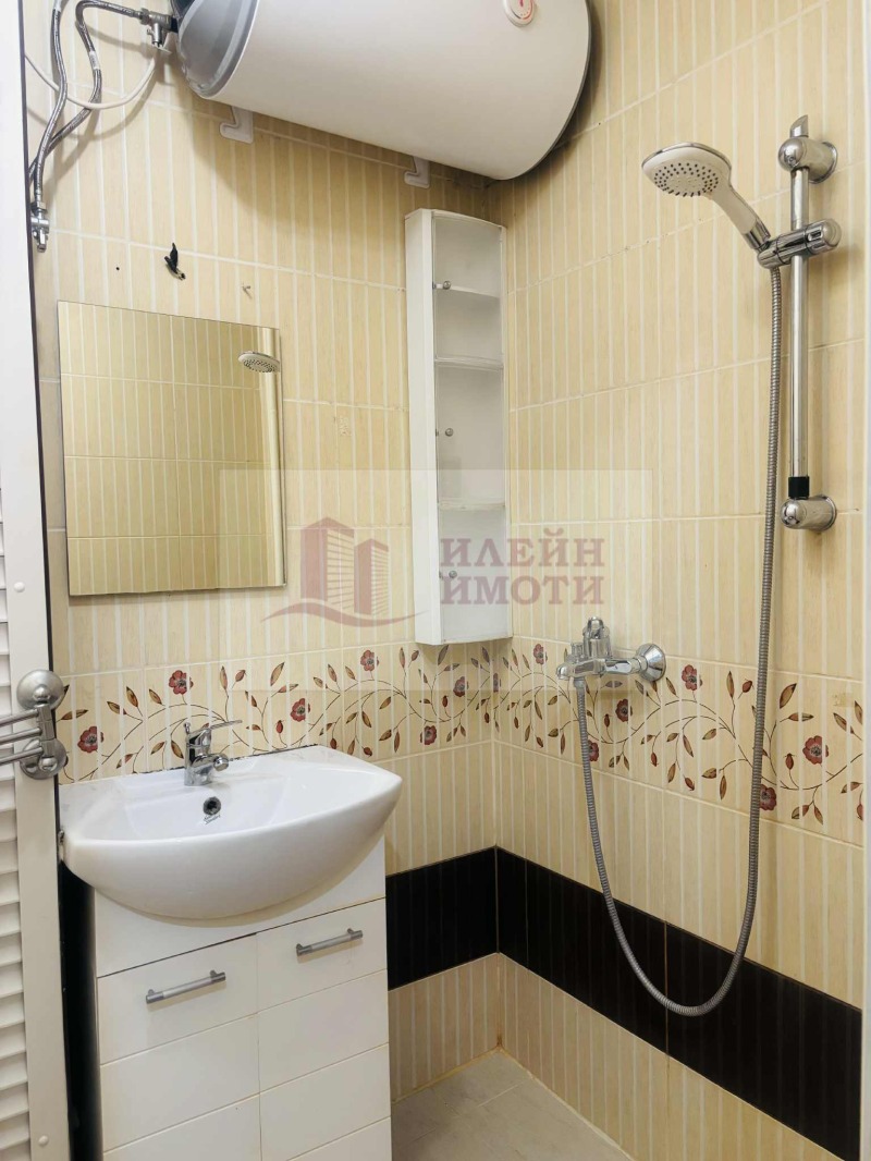 Kiadó  1 hálószoba Ruse , Vazrazsdane , 65 négyzetméter | 27777568 - kép [5]