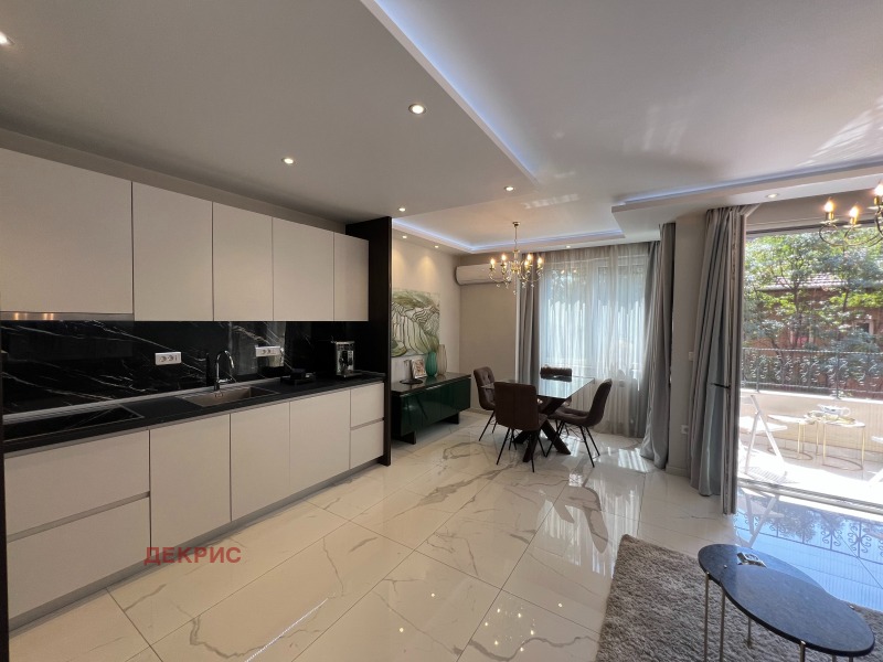 Do wynajęcia  1 sypialnia Sofia , Iwan Wazow , 88 mkw | 85312552 - obraz [2]