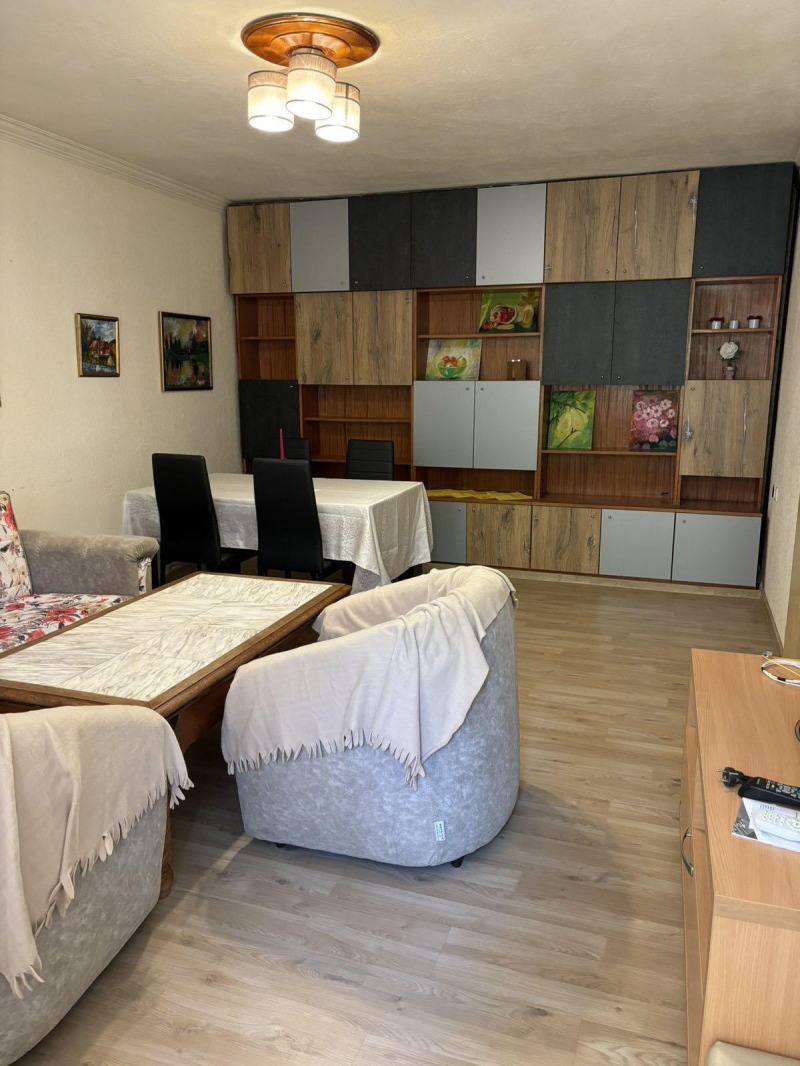 Издаје се  2 спаваће собе Пловдив , Садијски , 85 м2 | 16665449 - слика [2]