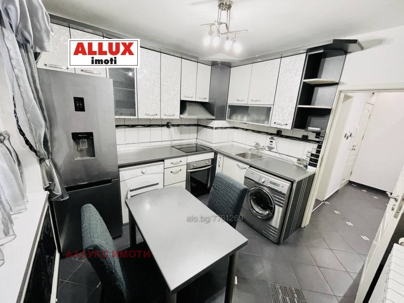 For Rent  2 bedroom Ruse , Tsentar , 82 sq.m | 33753679