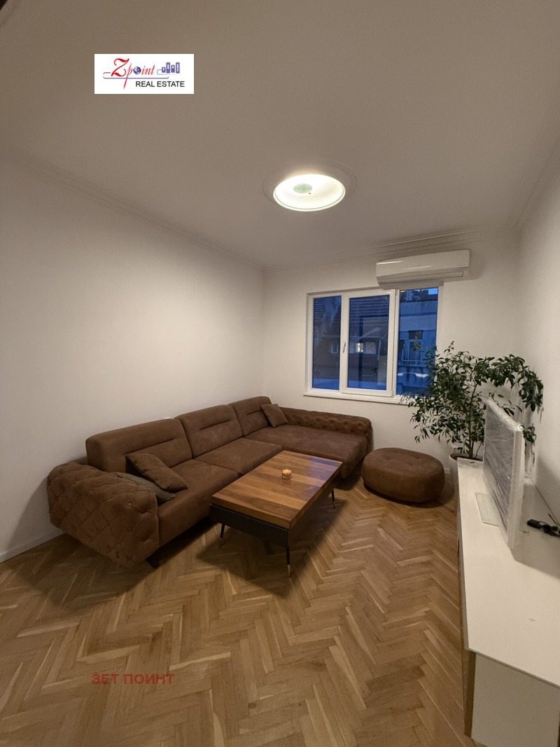 Дава под наем 4-СТАЕН, гр. София, Център, снимка 4 - Апартаменти - 52710047