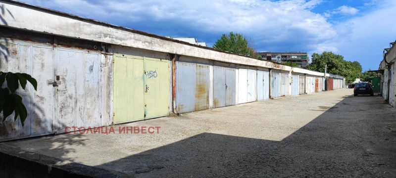 För uthyrning  Garage Ruse , Tjarodeika - Jug , 18 kvm | 79394687 - bild [4]