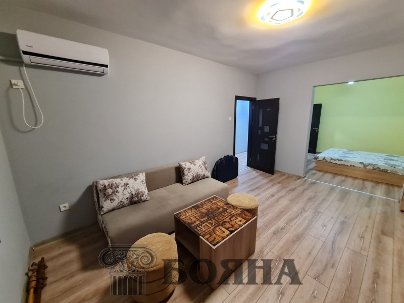 De inchiriat  1 dormitor Ruse , Țentâr , 65 mp | 56923073 - imagine [3]