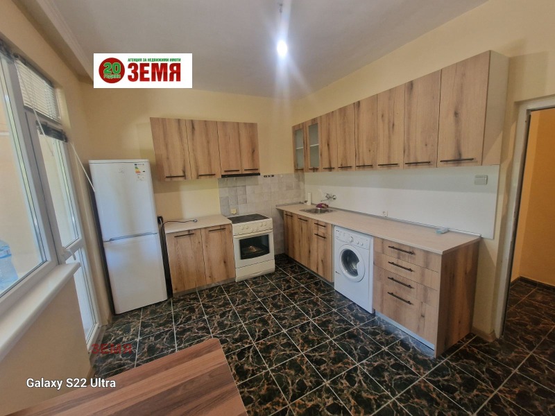 Kiadó  2 hálószobás Pazardzsik , Centar , 70 négyzetméter | 99579152