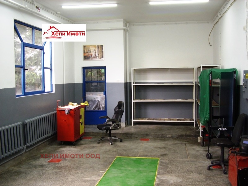 De inchiriat  Cladire industriala Sofia , Crâstova vada , 340 mp | 25917328 - imagine [3]