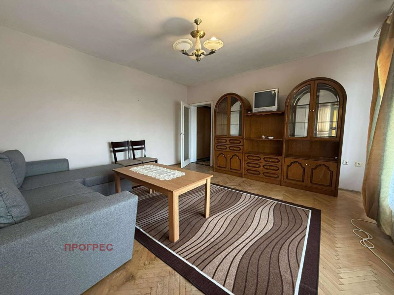 Til leje  1 soveværelse Plovdiv , Karshiyaka , 72 kvm | 37425232 - billede [4]