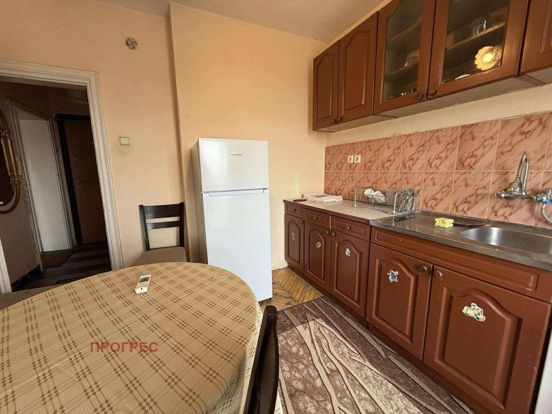 Til leje  1 soveværelse Plovdiv , Karshiyaka , 72 kvm | 37425232 - billede [5]