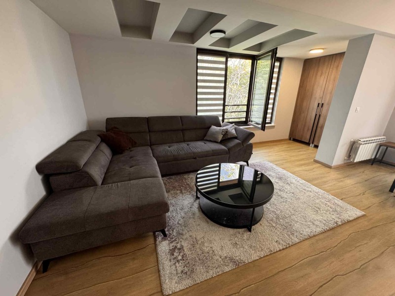 Издаје се  2 спаваће собе Софија , Лозенец , 118 м2 | 52242621 - слика [2]