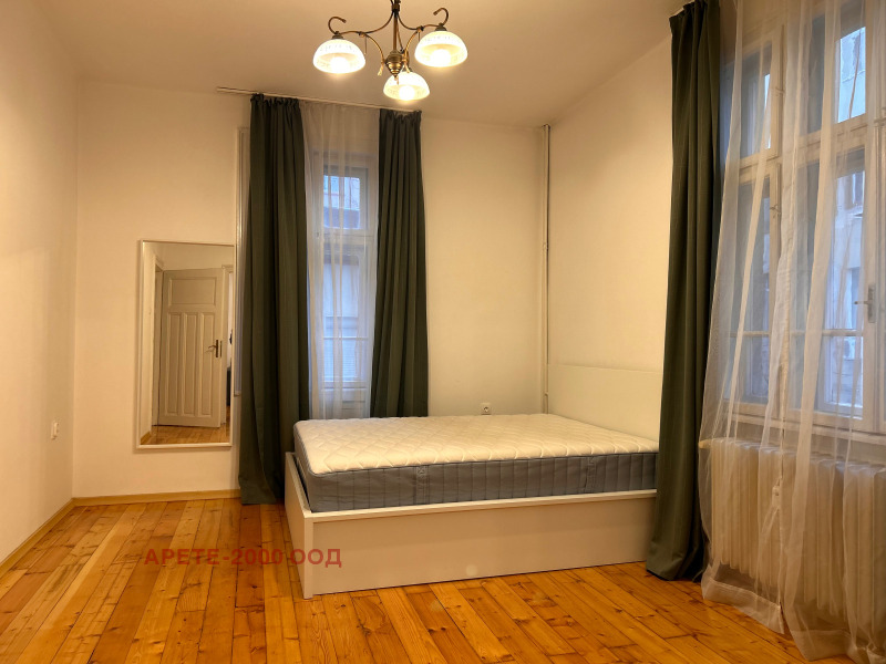 Дава под наем 3-СТАЕН, гр. София, Център, снимка 4 - Апартаменти - 52615169