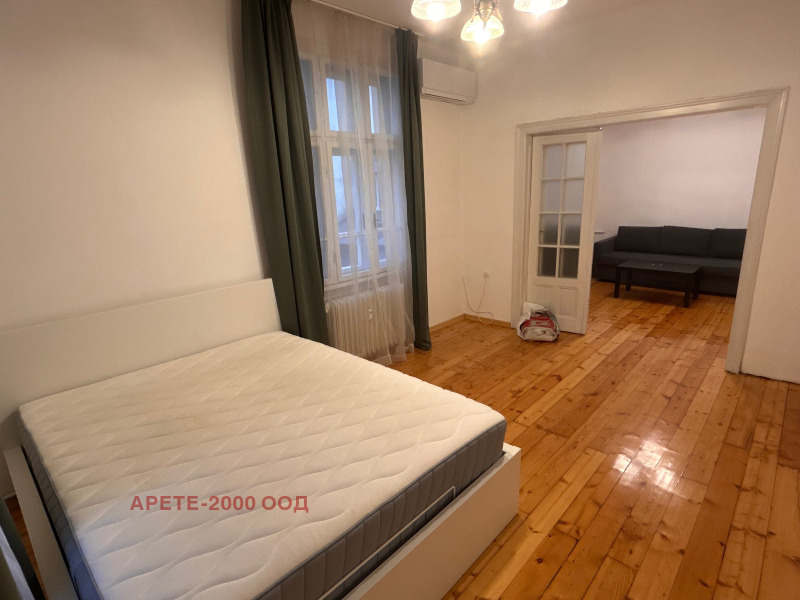 Дава под наем 3-СТАЕН, гр. София, Център, снимка 3 - Апартаменти - 52615169